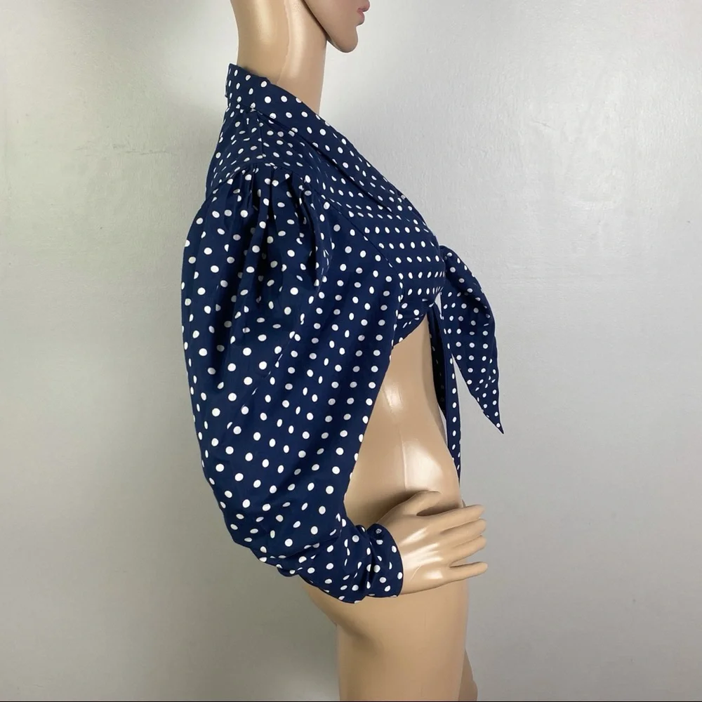 NEW WEWOREWHAT REVOLVE BLUE POLKA DOT TIE-FRONT CROP TOP - Picture 5 of 9